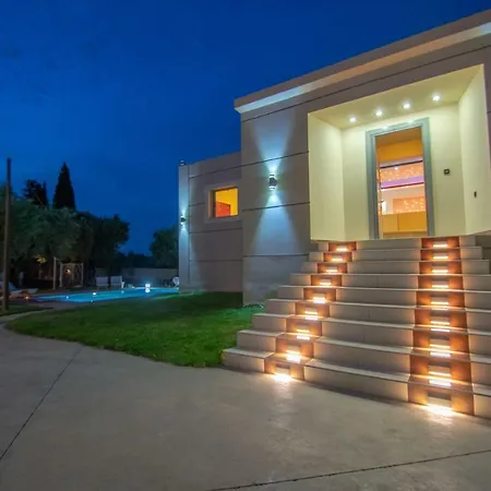 Zante Lagos Homes Treehouse And Villa *